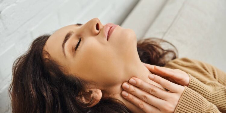 As melhores auto massagens para se acalmar no dia a dia