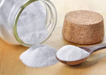 Como limpar os rejuntes do banheiro com bicarbonato