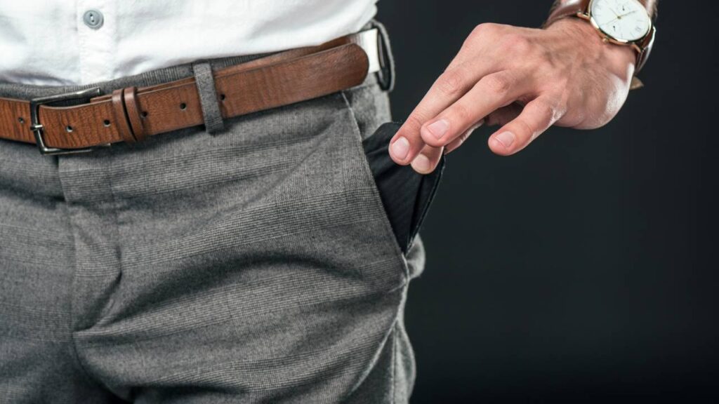 O que o salário mínimo paga de verdade e por que ele mal cobre o básico