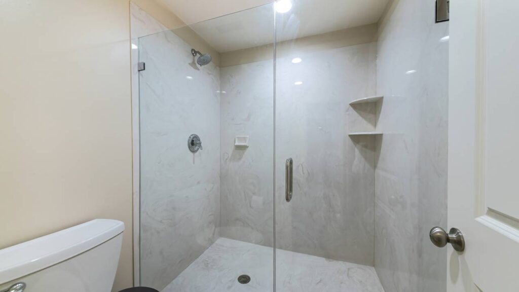 Esta dica vai fazer seu box do banheiro ficar sempre limpo