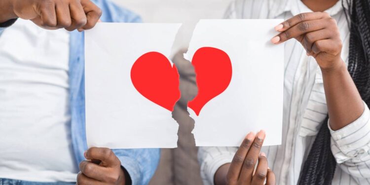 Os três signos que mais voltam com o ex