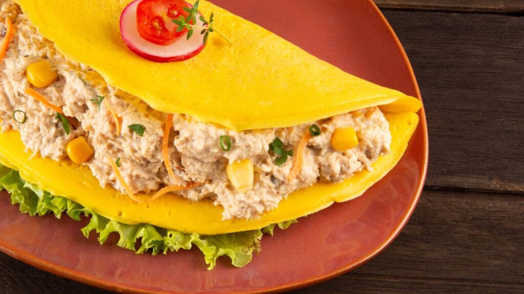 Essa receita de crepioca cremosa sem trigo rende um jantar leve, gostoso e pronto em minutos