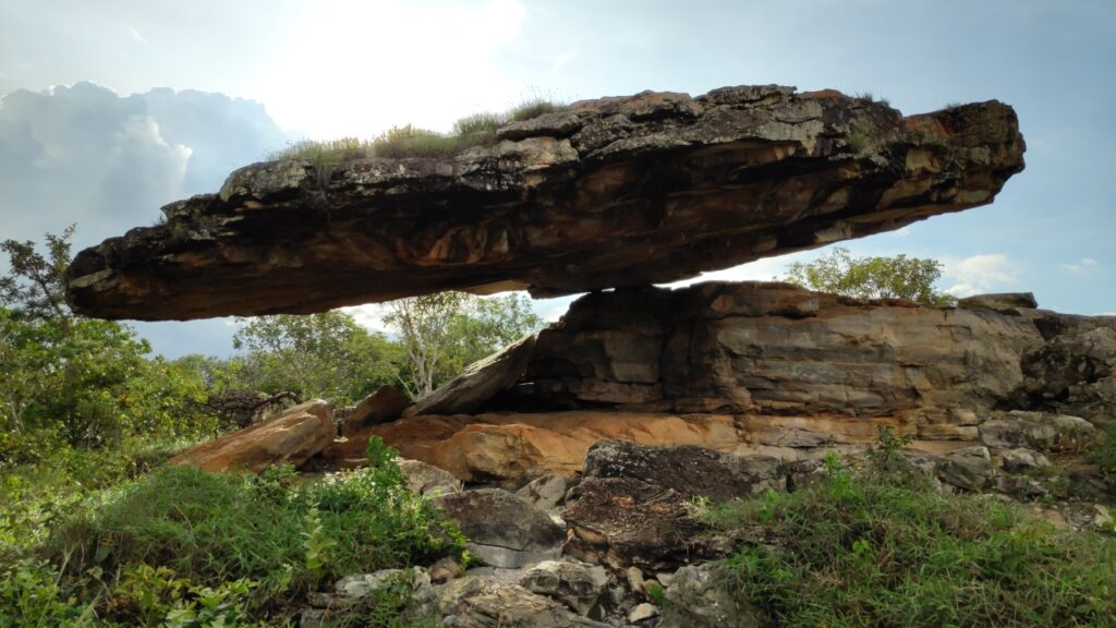 Essa cidade em Goiás guarda cenários que parecem de outro planeta