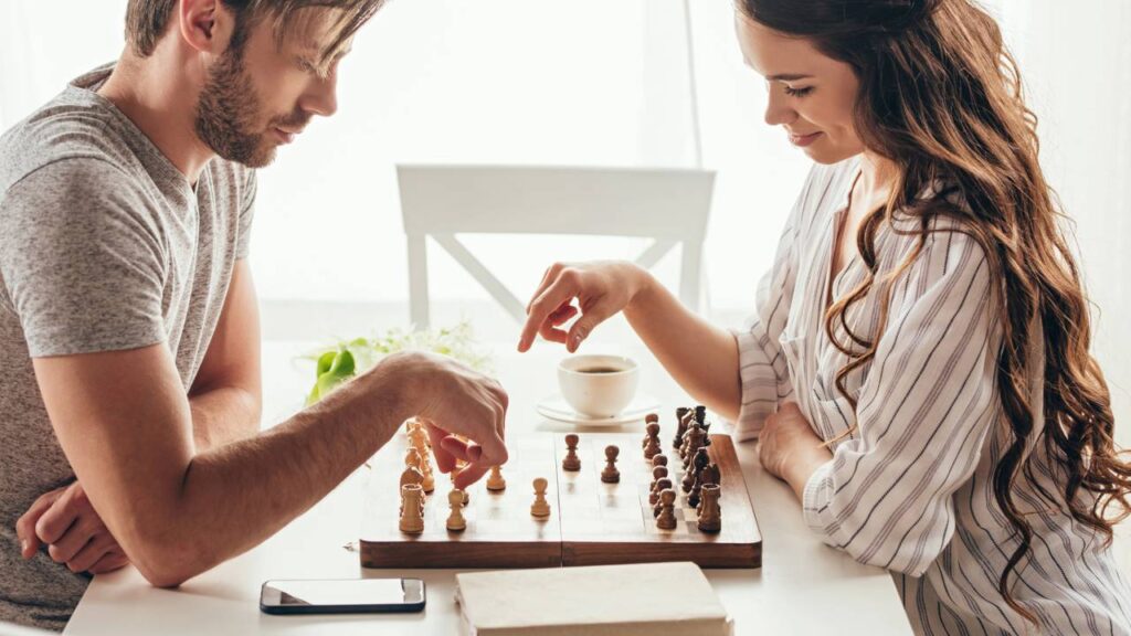 A carta da semana revela o motivo por trás da sua indecisão e mostra o custo de adiar o que já deveria ter sido resolvido