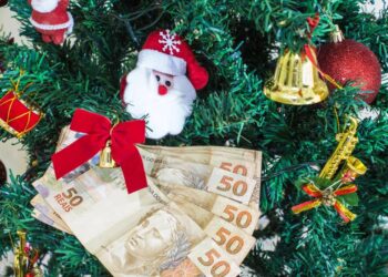 Governo libera Bolsa Família de dezembro e surpreende beneficiários