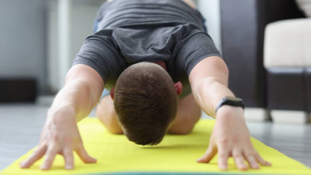 exercícios para alinhar a coluna