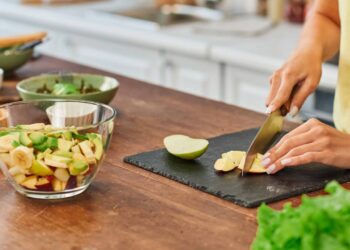 como armazenar frutas cortadas