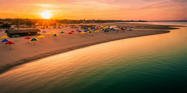 O Caribe Amazônico encanta com praias de água doce cristalina e clima de balneário seguro no Pará
