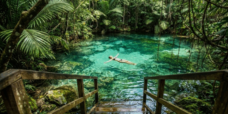 Esse paraíso de águas cristalinas no centro do Brasil encanta quem busca natureza intacta