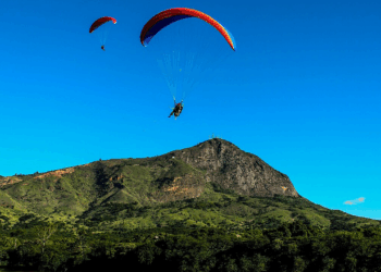 A cidade mineira que se tornou referência mundial em voo livre