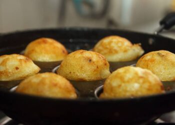 Com 2 ingredientes e uma frigideira, dá pra fazer um lanche quentinho e versátil