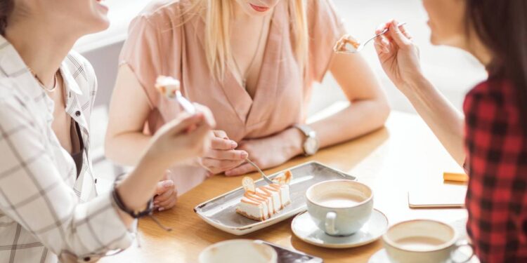 cafe da manha em mesa