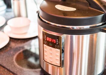 Dicas para iniciantes na cozinha: Como usar a panela de pressão elétrica sem medo