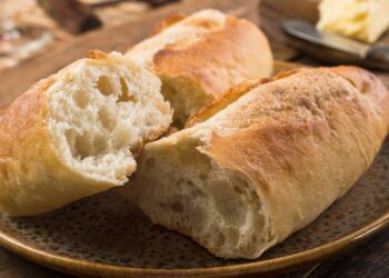 Como fazer pão de frigideira para o café da manhã