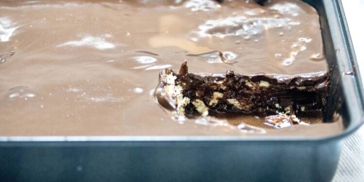 pavê servido em bandeja