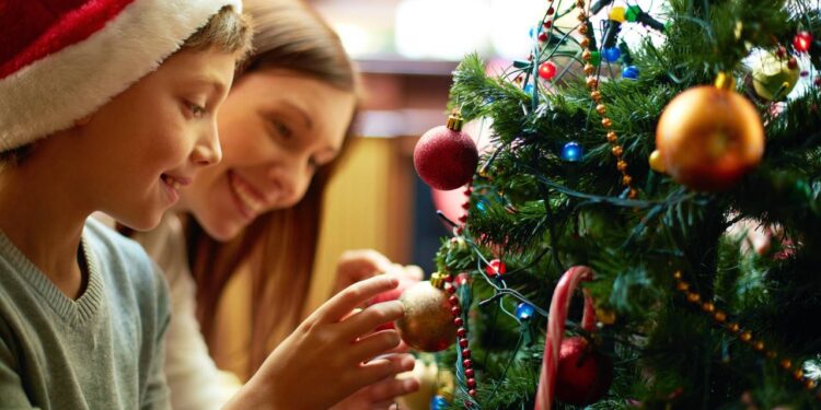 Milhares de brasileiros carregam nomes inspirados no Natal, que revelam histórias curiosas