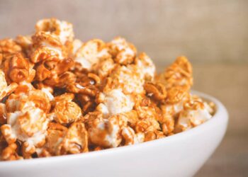 Tigela de pipoca caseira