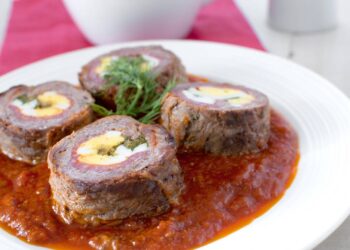 Essa receita de rocambole de carne é uma excelente ideia para a ceia do Natal