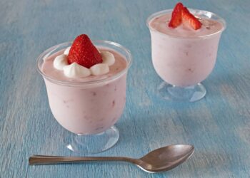 Essa receita da sobremesa de dois ingredientes que fica pronta em minutos