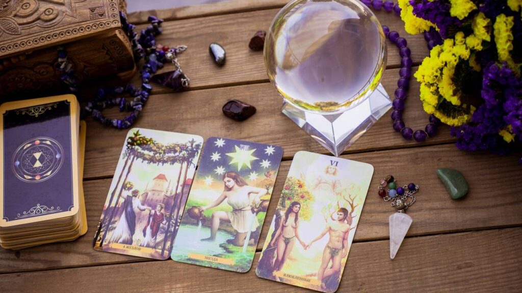 Como o tarô pode revelar coisas para não fazer no futuro