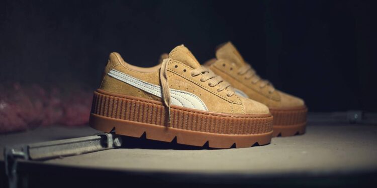 Como limpar tênis de camurça de maneira simples