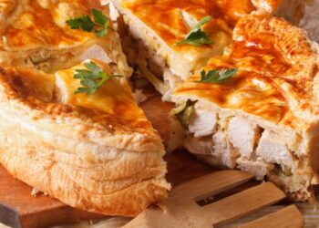 Torta deliciosa de frango