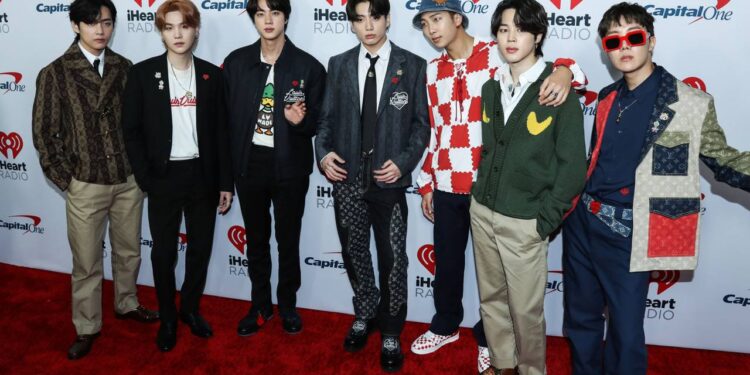 Como dar ao seu bebê um nome inspirado no BTS, fugindo do óbvio e sem usar os nomes dos integrantes do grupo