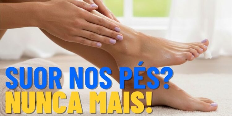 Acabe com o suor nos pés e nas dobras do corpo no verão fazendo isso, testamos este truque e notamos uma diferença surpreendente!