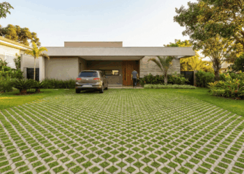 Como instalar concregrama e ter piso verde resistente no quintal