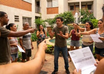 Lei confirma que vizinho que não paga as taxas do condomínio pode ter bens penhorados