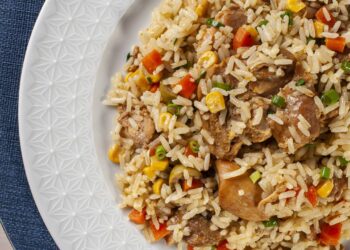 arroz carreteiro no prato