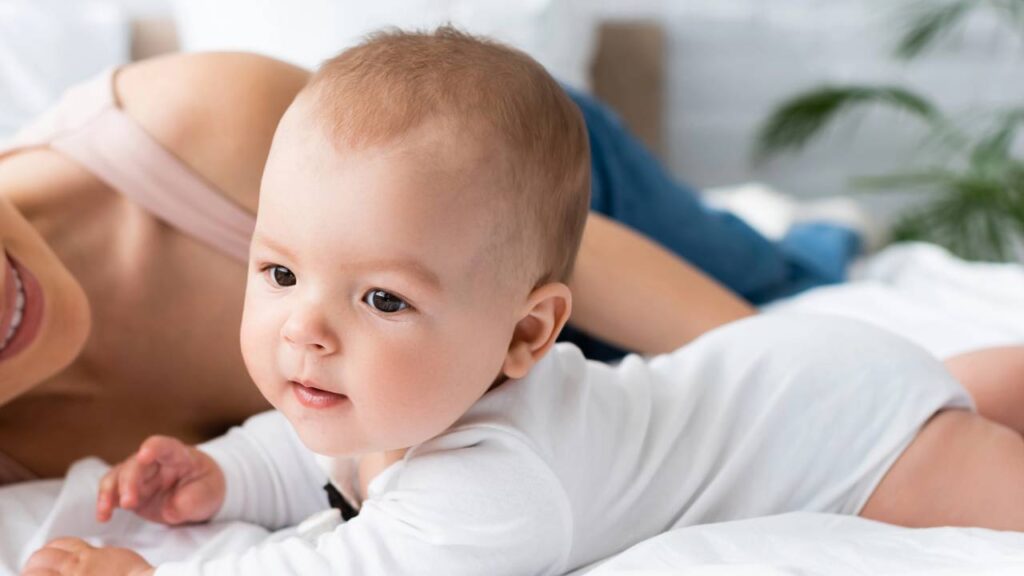 Nomes femininos antigos mais bonitos que estão voltando com tudo em 2026, dando aos bebês da nova geração identidade forte e elegância