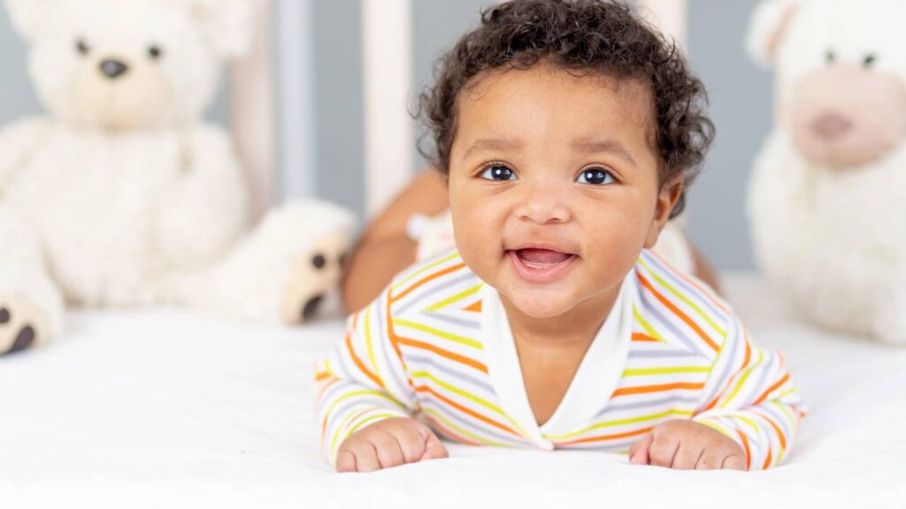 Nomes que atraem sorte e prosperidade para bebês nascidos em 2026, refletindo em um bom futuro aos nomeados