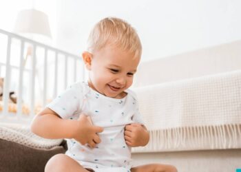 Nomes curtos que todos pais deveriam conhecer antes de registrar o seu filho