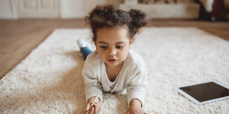 Nomes de menina em queda podem influenciar escolhas familiares em 2026