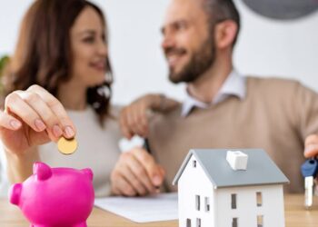 Dica prática para quem não consegue economizar: hábitos diários que drenam seu dinheiro