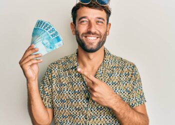 Seguro-desemprego de 2026 sobe para R$ 2.518,65 após o reajuste, o valor está alinhado a inflação e ao novo salário mínimo