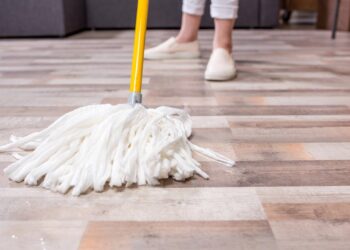 como limpar o piso laminado