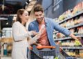 Ajustes simples na rotina de compras ajudam a economizar no supermercado e reduzir gastos mensais