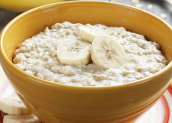 Sem leite, sem glúten: a receita de mingau para uma café da manha rápido