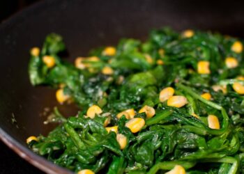 Nem fritar, nem assar: refogar é melhor para ganhar sabor rápido