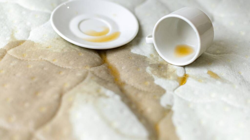 limpar o sofá corretamente