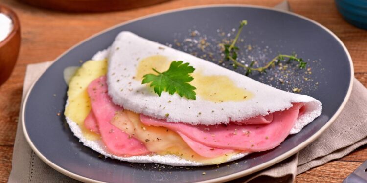 tapioca em frigideira com presunto