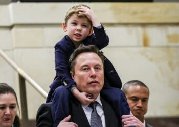 Conheça X Æ A‑Xii, filho de Elon Musk, e outros nomes de famosos que viralizaram