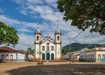Segunda será feriado em MG após o Carnaval, com paralisações, aniversários e impacto no comércio local