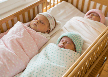 Nomes de bebê com 3 letras que estão dominando registros de nascimento