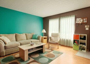 Dois momentos do dia em que um hábito simples deixa a casa naturalmente cheirosa