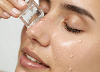 Acordar com o olhar inchado é comum e o gelo pode aliviar, mas nem sempre resolve