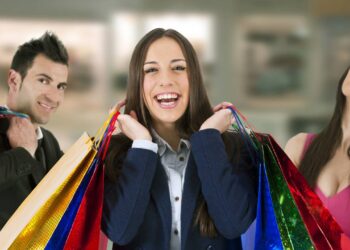 Como hábitos cotidianos e decisões automáticas reduzem salário da classe média brasileira