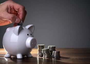 Como pequenas despesas diárias podem pesar na conta sem você perceber e oque fazer para evitar